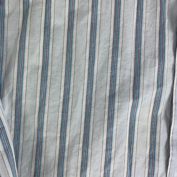 American Rag Large Button Front Long Sleeve Shirt - Picture 3 of 4